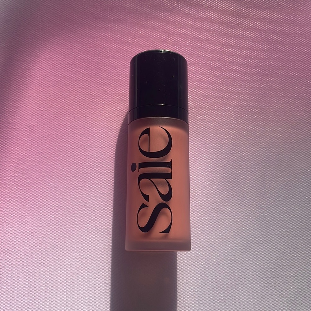 Saie Dew Blush Shade Rosy